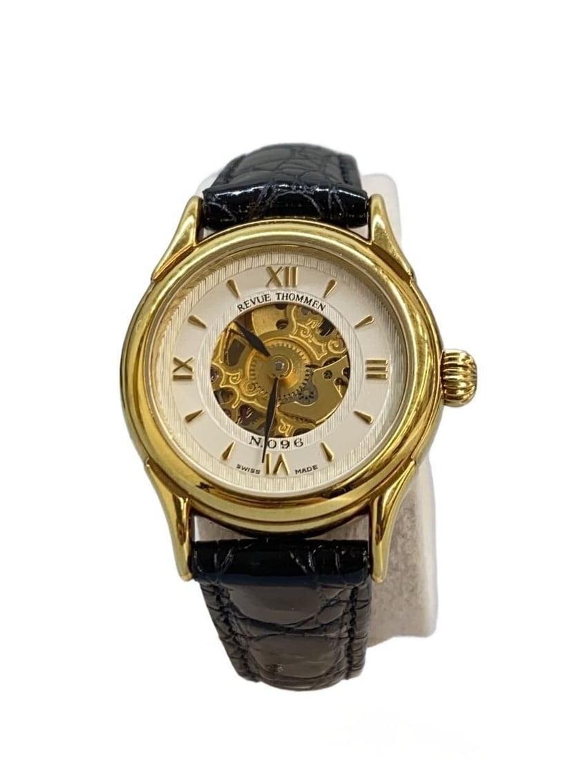 Swiss REVUE THOMMEN Wristwatch for Men: Swiss REVUE THOMMEN Wristwatch for Men This REVUE THOMMEN men's wristwatch is a Swiss-made timepiece designed for everyday wear. It is pre-owned and graded as Grade B, indicating slight signs of wear