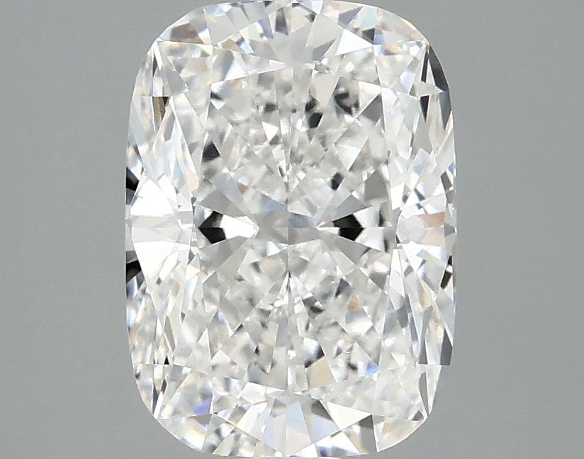 Loose Diamond - CUSHION MODIFIED 2.52ct E VS1: Loose Diamond - CUSHION MODIFIED 2.52ct E VS1 Source: This is a real non-mined Diamond that has been grown in a lab Shape: CUSHION MODIFIED Carats: 2.52 Color: E Clarity: VS1 Certification: IGI Video:
