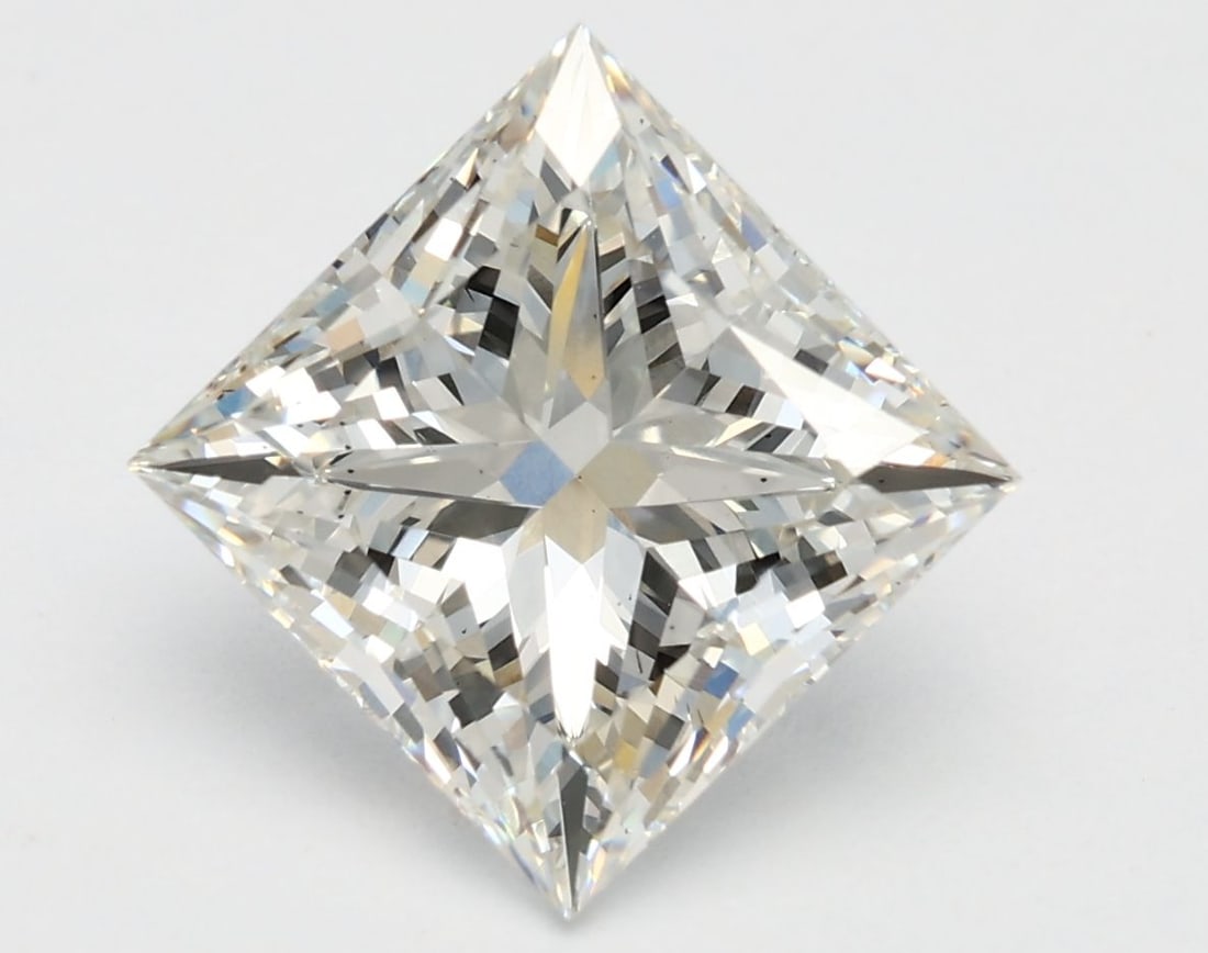 Loose Diamond - PRINCESS 3.21ct G VS2: Loose Diamond - PRINCESS 3.21ct G VS2 Source: This is a real non-mined Diamond that has been grown in a lab Shape: PRINCESS Carats: 3.21 Color: G Clarity: VS2 Certification: IGI Video: