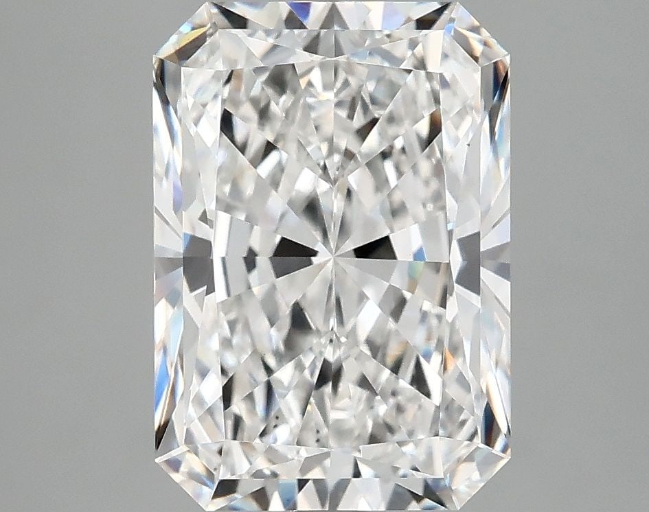 Loose Diamond - RADIANT 4.1ct E VS1: Loose Diamond - RADIANT 4.1ct E VS1 Source: This is a real non-mined Diamond that has been grown in a lab Shape: RADIANT Carats: 4.1 Color: E Clarity: VS1 Certification: IGI Video: