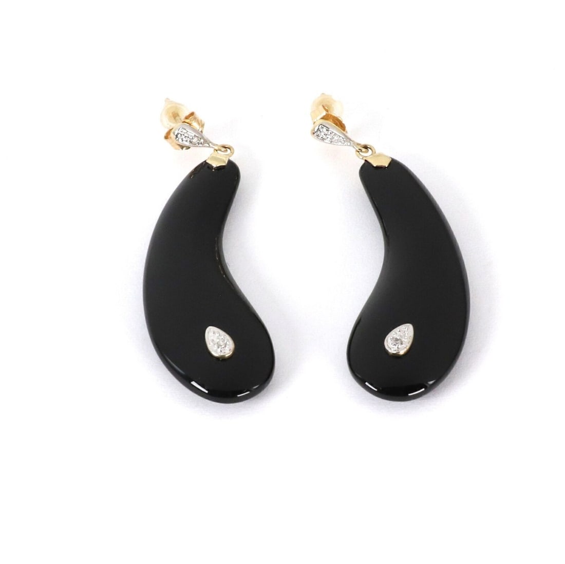 14k Yellow White Gold Dangle Earrings with Onyx and Diamond Accents: 14k Yellow White Gold Dangle Earrings with Onyx and Diamond Accents Vintage estate dangle earrings featuring elongated teardrop forms with natural onyx and diamond accents. Crafted in 14k two-tone yel