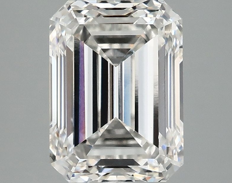 Loose Diamond - EMERALD 3.07ct F VVS2: Loose Diamond - EMERALD 3.07ct F VVS2 Source: This is a real non-mined Diamond that has been grown in a lab Shape: EMERALD Carats: 3.07 Color: F Clarity: VVS2 Certification: IGI The Diamond Depot Guar