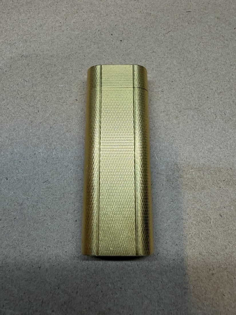 Cartier vintage gold lighter with flint and gas refill tank (1 of 7)