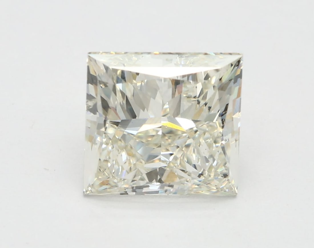 Loose Diamond - PRINCESS 2.5ct J SI1: Loose Diamond - PRINCESS 2.5ct J SI1 Source: This is a real non-mined Diamond that has been grown in a lab Shape: PRINCESS Carats: 2.5 Color: J Clarity: SI1 Certification: IGI Video: