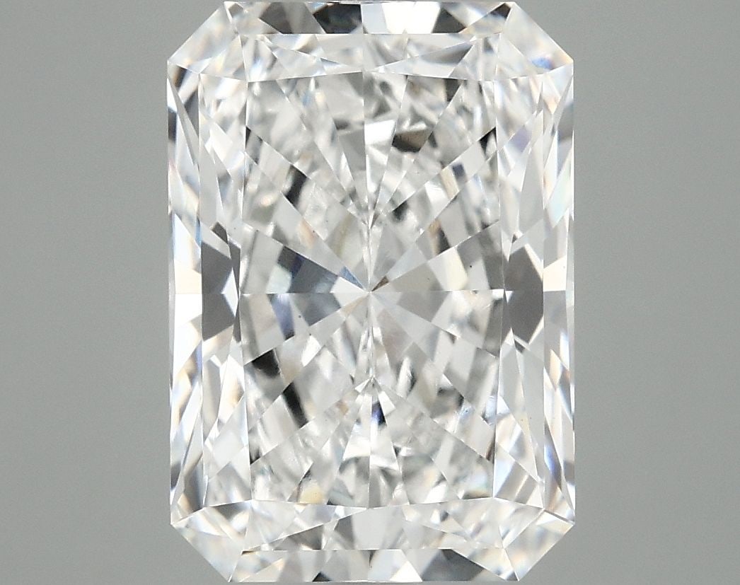 Loose Diamond - RADIANT 5.1ct E VS1: Loose Diamond - RADIANT 5.1ct E VS1 Source: This is a real non-mined Diamond that has been grown in a lab Shape: RADIANT Carats: 5.1 Color: E Clarity: VS1 Certification: IGI Video: