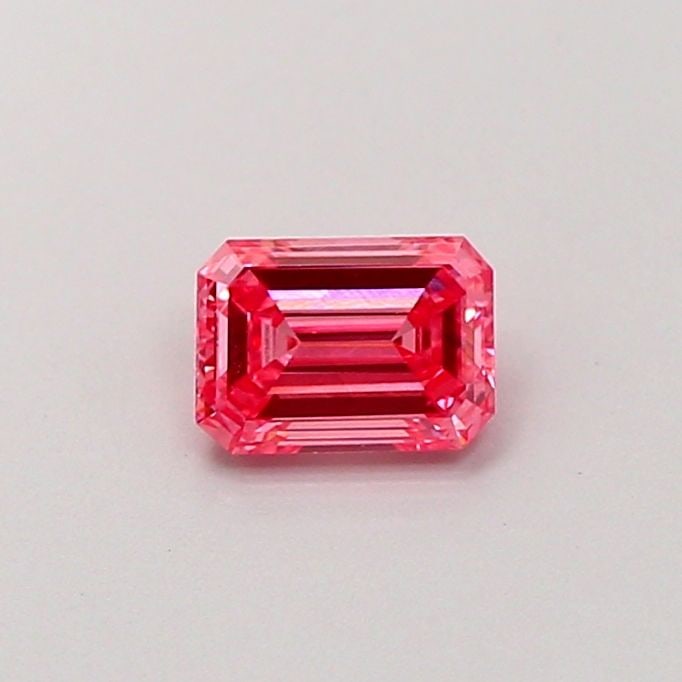 Loose Diamond - EMERALD 0.53ct Fancy Vivid Pink VS2: Loose Diamond - EMERALD 0.53ct Fancy Vivid Pink VS2 Source: This is a real non-mined Diamond that has been grown in a lab Shape: EMERALD Carats: 0.53 Color: Fancy Vivid Pink Certification: IGI Video: