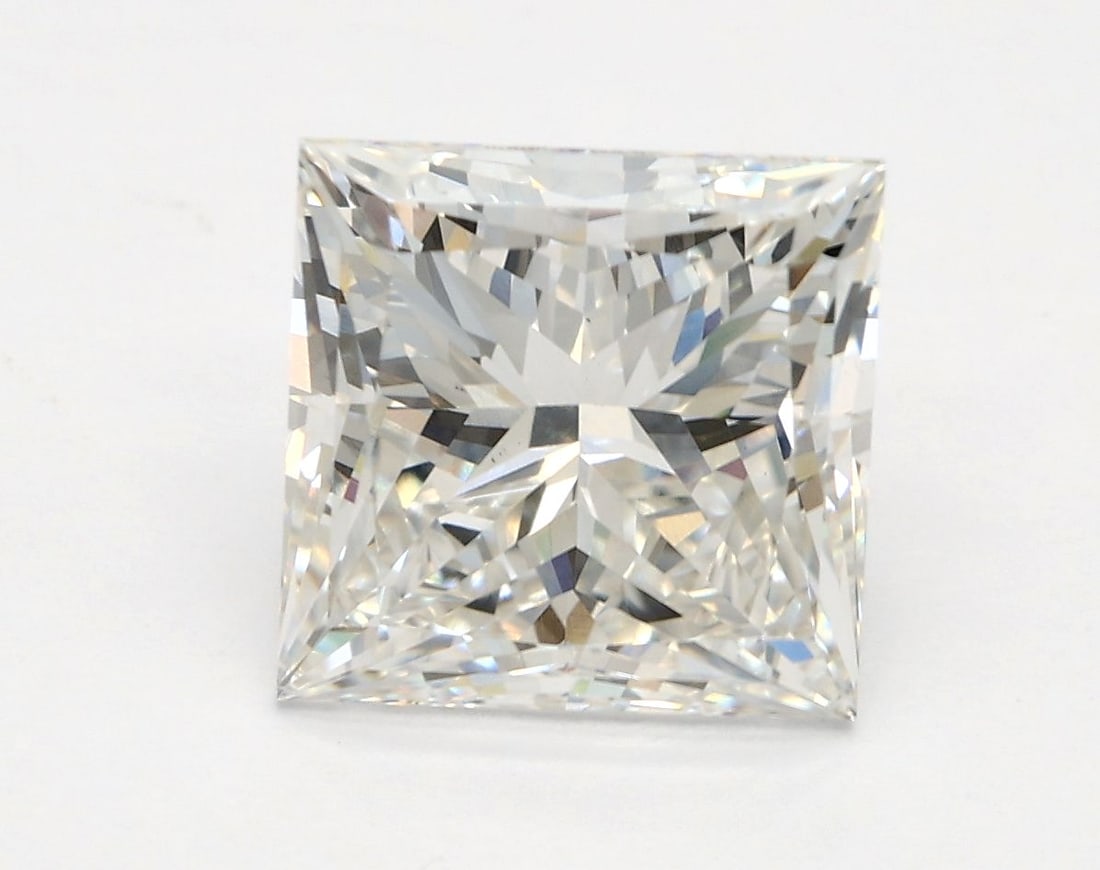 Loose Diamond - PRINCESS 3.26ct G VS2: Loose Diamond - PRINCESS 3.26ct G VS2 Source: This is a real non-mined Diamond that has been grown in a lab Shape: PRINCESS Carats: 3.26 Color: G Clarity: VS2 Certification: IGI Video: