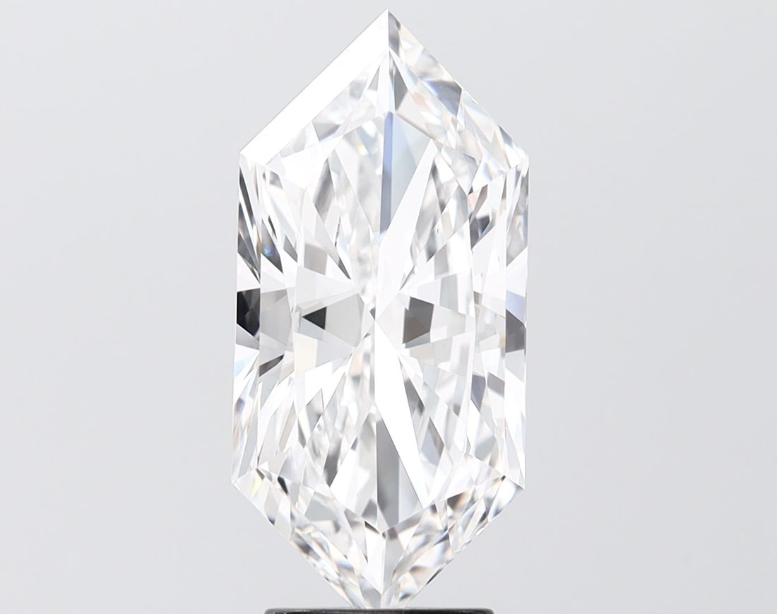 Loose Diamond - HEXAGONAL 4.07ct E VS1: Loose Diamond - HEXAGONAL 4.07ct E VS1 Source: This is a real non-mined Diamond that has been grown in a lab Shape: HEXAGONAL Carats: 4.07 Color: E Clarity: VS1 Certification: IGI Video: