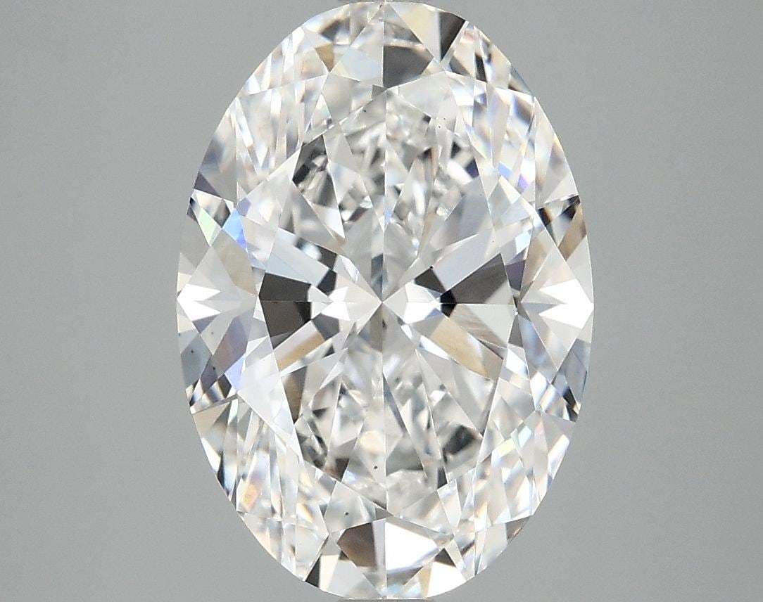 Loose Diamond - OVAL 4.09ct E VS1: Loose Diamond - OVAL 4.09ct E VS1 Source: This is a real non-mined Diamond that has been grown in a lab Shape: OVAL Carats: 4.09 Color: E Clarity: VS1 Certification: IGI Video:
