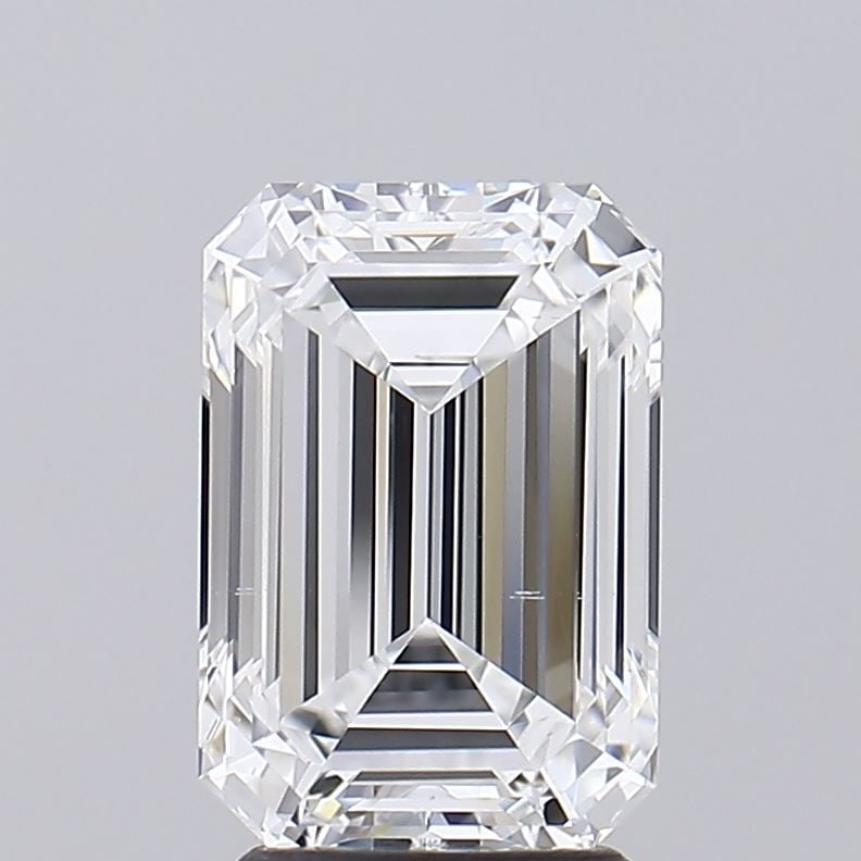 Loose Diamond - EMERALD 3.02ct E VS2: Loose Diamond - EMERALD 3.02ct E VS2 Source: This is a real non-mined Diamond that has been grown in a lab Shape: EMERALD Carats: 3.02 Color: E Clarity: VS2 Certification: IGI Video: Video Link The