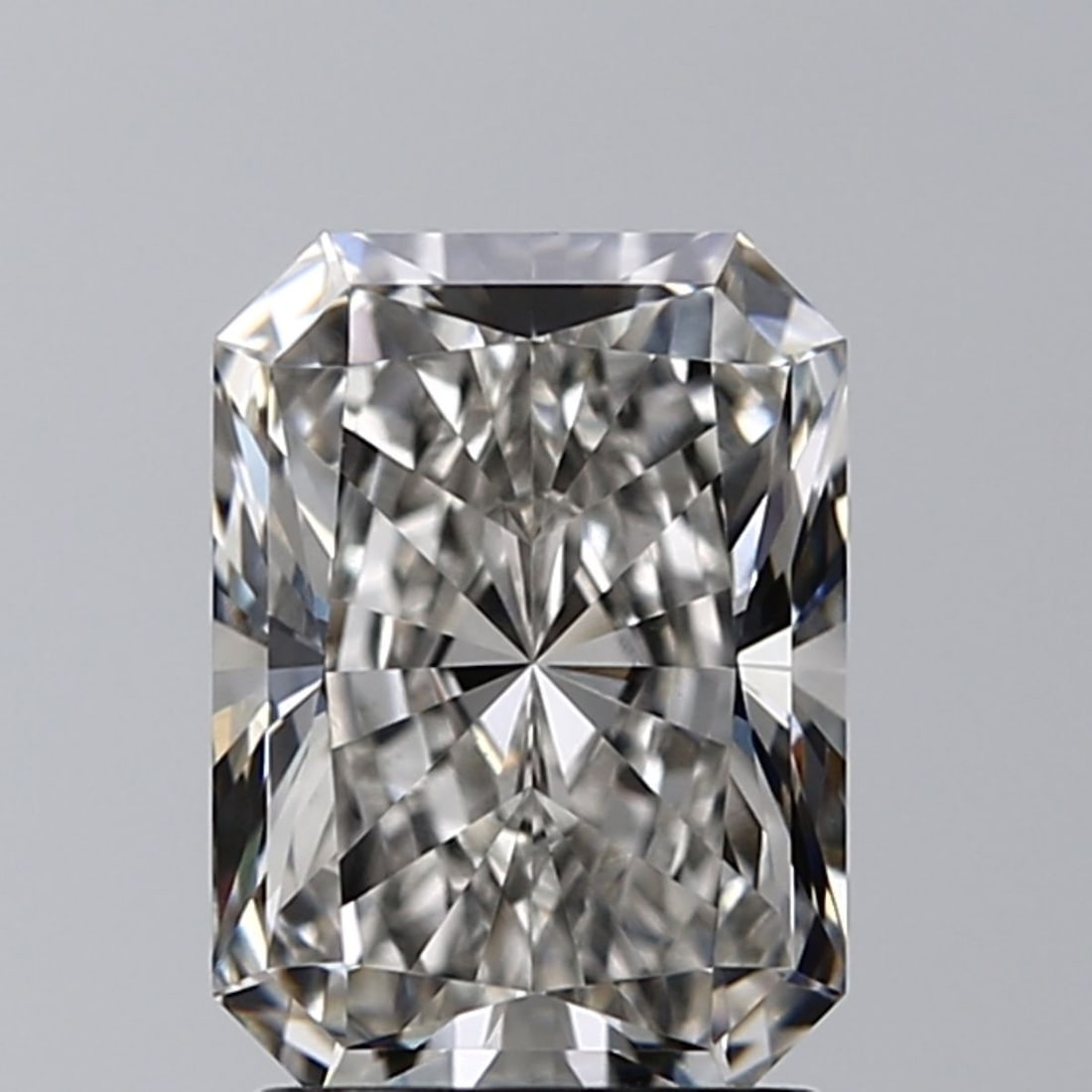 Loose Diamond - RADIANT 1.81ct H VVS2: Loose Diamond - RADIANT 1.81ct H VVS2 Source: This is a real non-mined Diamond that has been grown in a lab Shape: RADIANT Carats: 1.81 Color: H Clarity: VVS2 Certification: GIA Video: