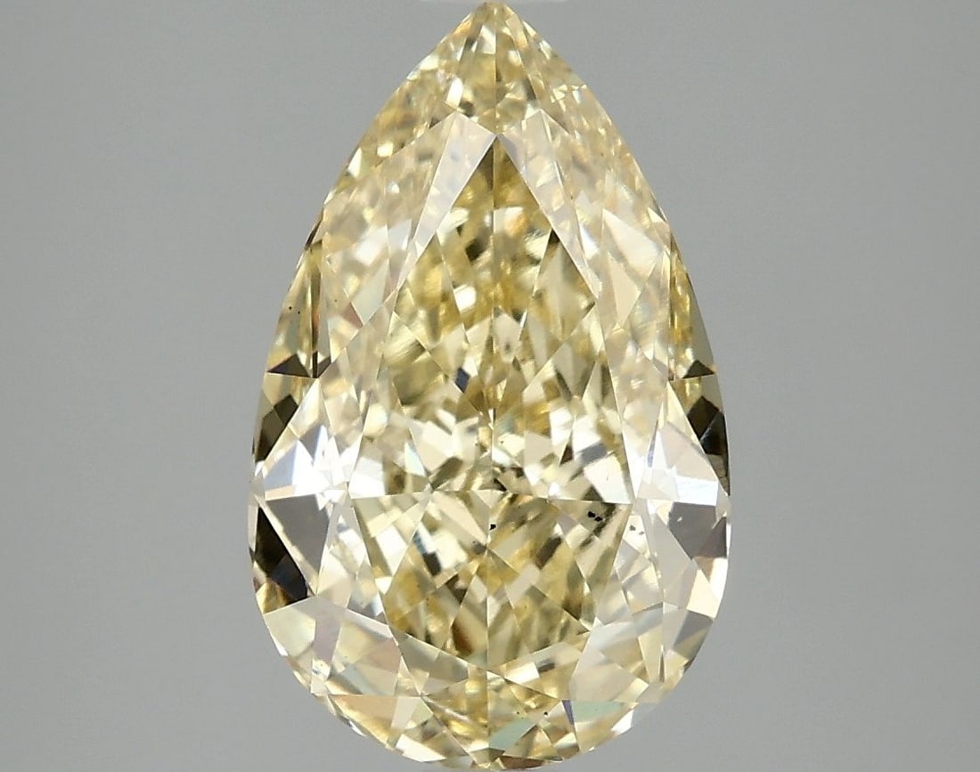 Loose Diamond - PEAR 3.09ct Fancy Vivid Yellow VS2: Loose Diamond - PEAR 3.09ct Fancy Vivid Yellow VS2 Source: This is a real non-mined Diamond that has been grown in a lab Shape: PEAR Carats: 3.09 Color: Fancy Vivid Yellow Certification: IGI Video:
