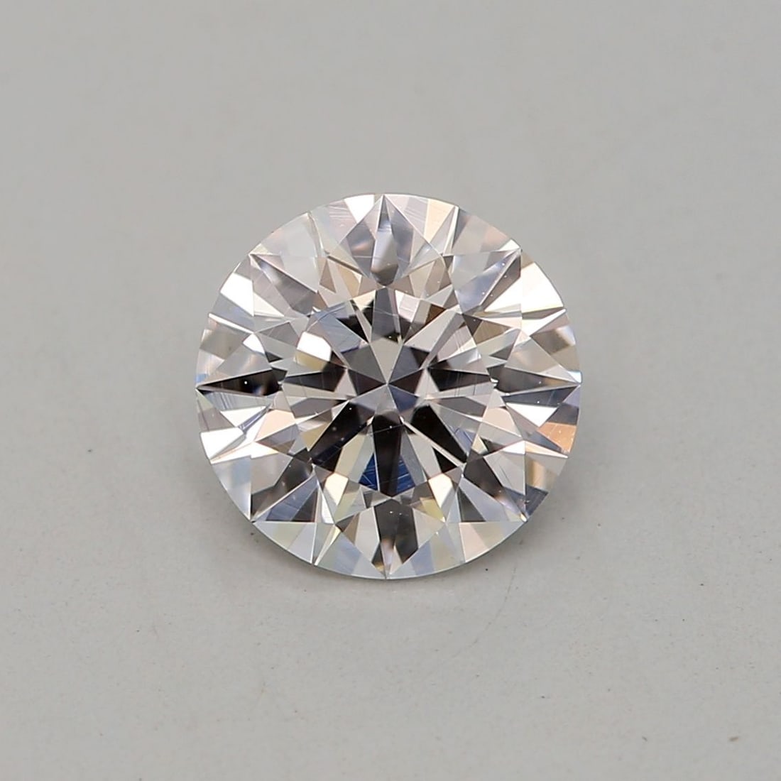 Loose Diamond - ROUND 0.59ct Faint Pink SI1: Loose Diamond - ROUND 0.59ct Faint Pink SI1 Source: Natural Shape: ROUND Carats: 0.59 Color: Faint Pink Certification: GIA Video: