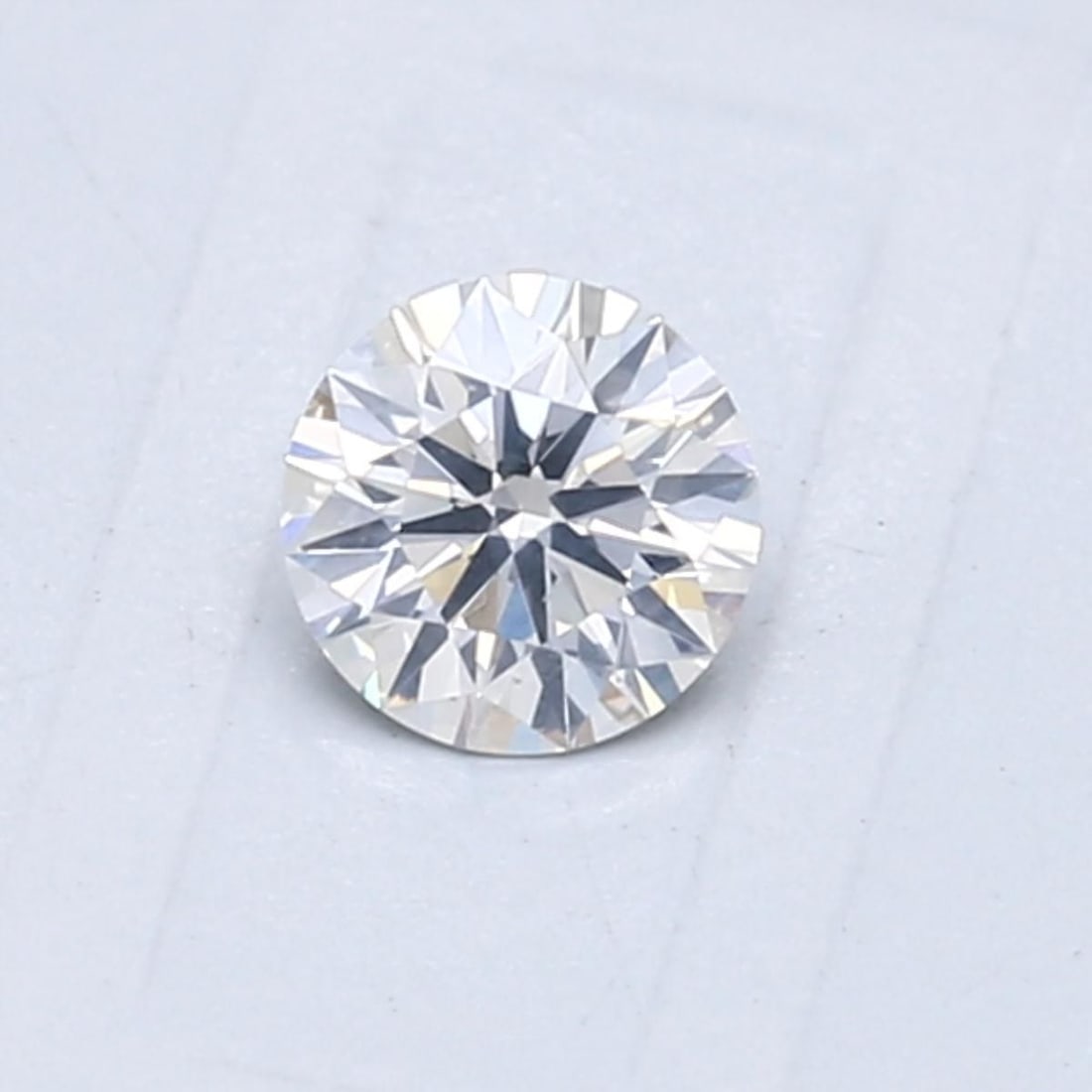Loose Diamond - ROUND 0.4ct F I1: Loose Diamond - ROUND 0.4ct F I1 Source: Natural Shape: ROUND Carats: 0.4 Color: F Clarity: I1 Certification: GIA Video:
