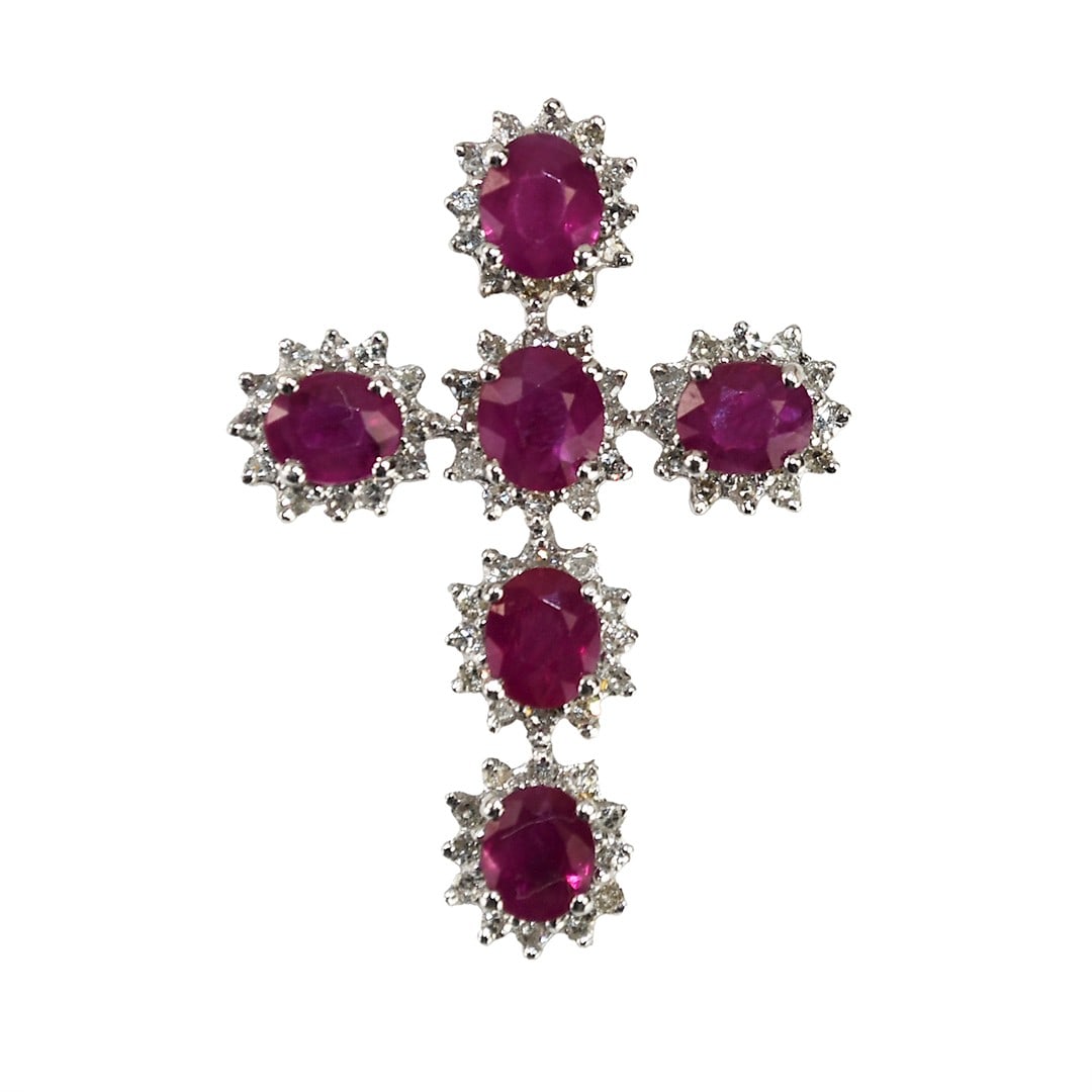 Cross Pendant 18K White Gold with Lab Created Ruby and Diamond 3.8g: Cross Pendant 18K White Gold with Lab Created Ruby and Diamond 3.8g Pre-owned 18k white gold cross pendant set with lab-created ruby and round diamond accents. This religious pendant features approxim