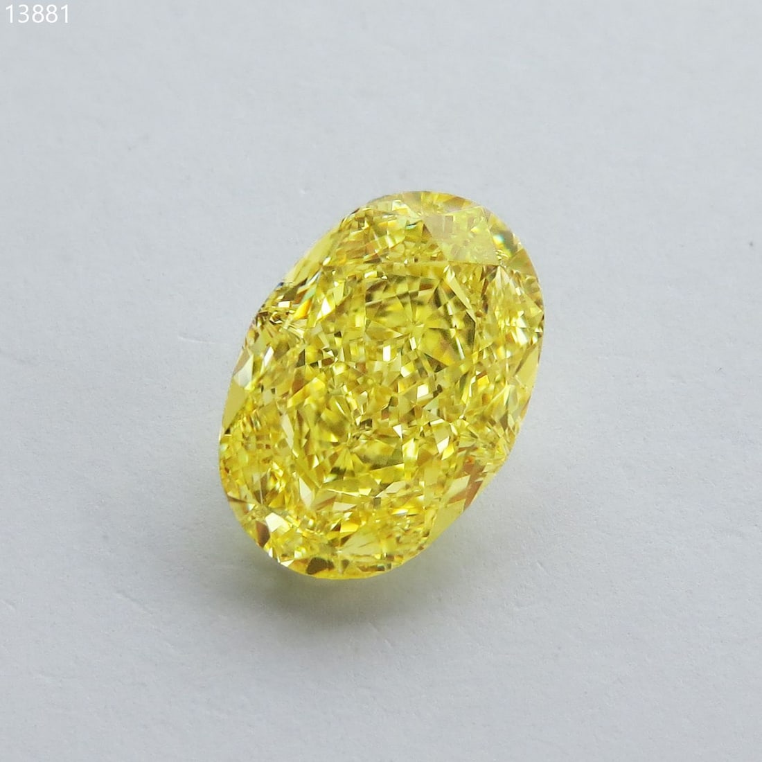 Loose Diamond - OVAL 5.02ct Fancy Intense Yellow VS1: Loose Diamond - OVAL 5.02ct Fancy Intense Yellow VS1 Source: Natural Shape: OVAL Carats: 5.02 Color: Fancy Intense Yellow Certification: GIA Video: