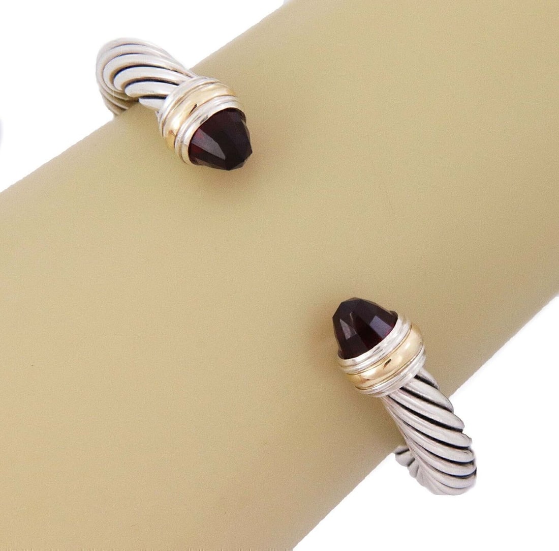 David Yurman Cable Bangle Bracelet Garnet Sterling Silver 14k Gold 7mm: David Yurman Cable Bangle Bracelet Garnet Sterling Silver 14k Gold 7mm Vintage David Yurman cable bangle bracelet featuring the brand's signature twisted cable design with a natural garnet centerpiece
