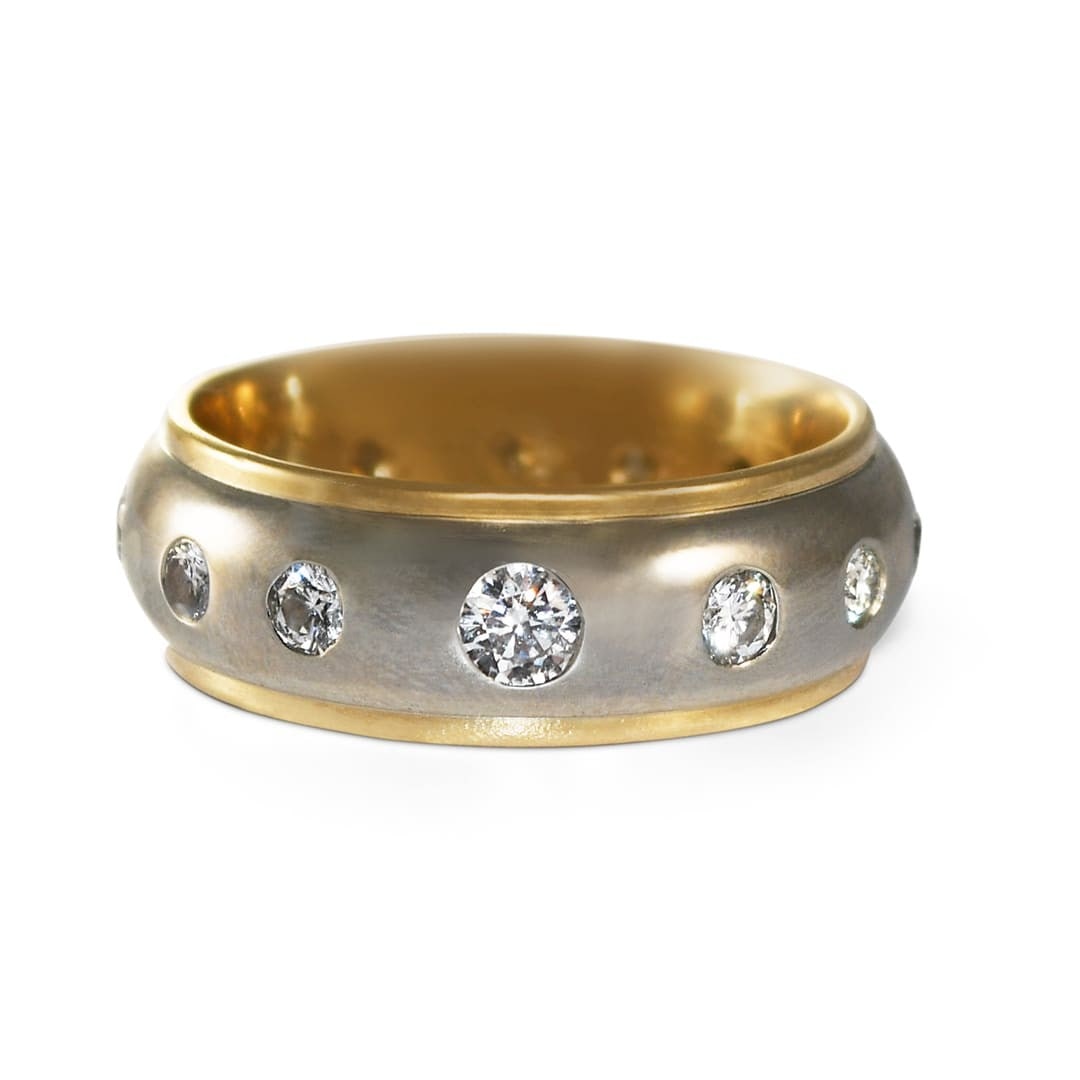 Unbranded 14K Yellow Gold Diamond Eternity Wedding Band Ring Size 9.5 (1 of 4)