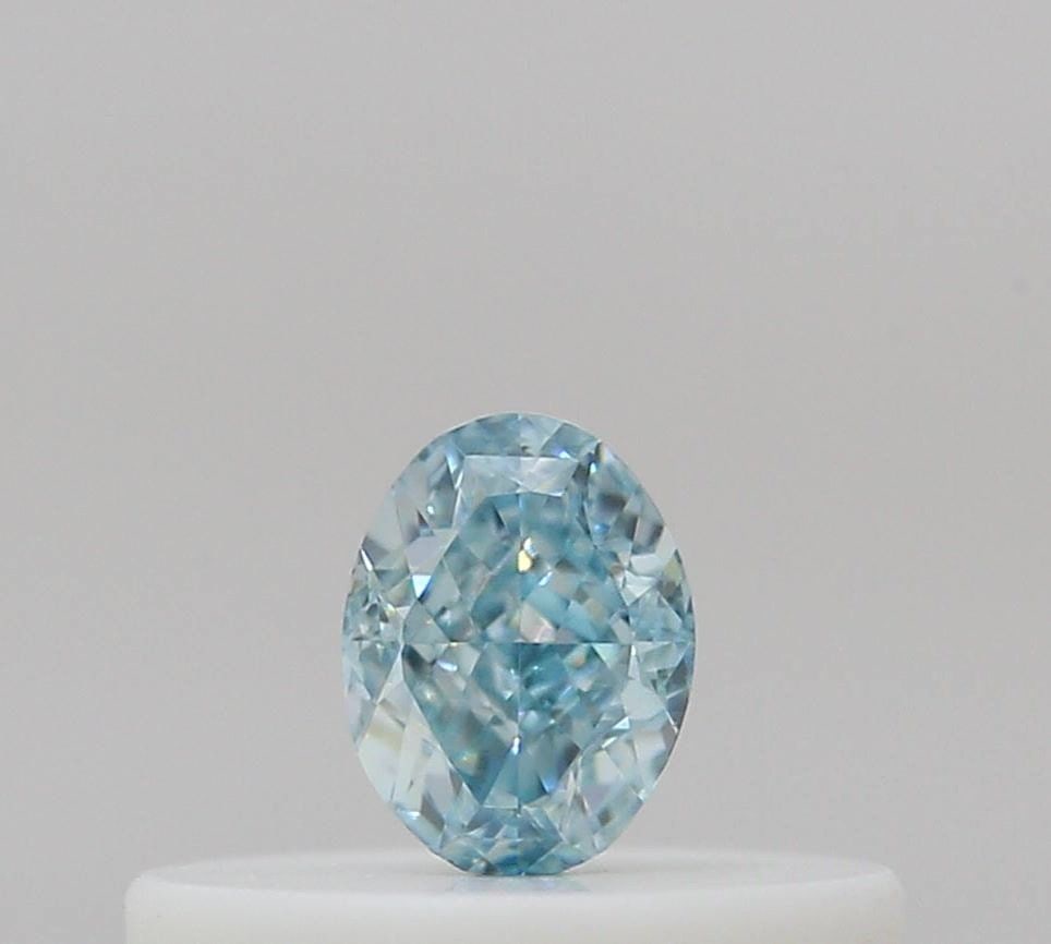 Loose Diamond - OVAL 0.13ct Fancy Intense Green Blue: Loose Diamond - OVAL 0.13ct Fancy Intense Green Blue Source: Natural Shape: OVAL Carats: 0.13 Color: Fancy Intense Green Blue Certification: GIA Video: