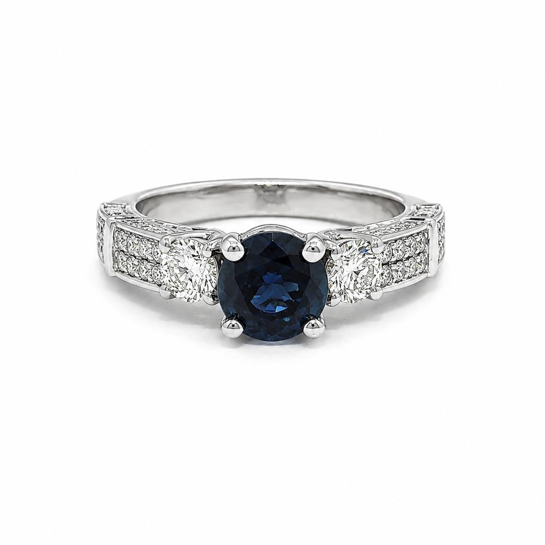 Unbranded 18k White Gold Sapphire Diamond Ring 2.1ctw Size 5.5: Unbranded 18k White Gold Sapphire Diamond Ring 2.1ctw Size 5.5 Pre-owned women's engagement ring crafted in solid 18k white gold, featuring one natural round brilliant cut blue sapphire accented by na