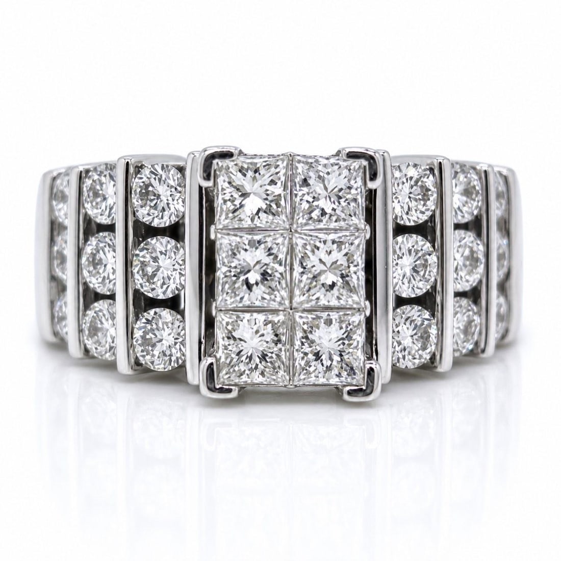 14K White Gold Diamond Ring with Princess and Round Stones: 14K White Gold Diamond Ring with Princess and Round Stones This elegant ring is crafted in 14K white gold and features a total diamond weight of approximately 2.90 carats. The design includes six prin