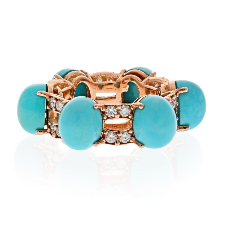 14K Rose Gold Estate Ring with 6 Turquoise and Diamonds: 14K Rose Gold Estate Ring with 6 Turquoise and Diamonds This stunning estate ring features a captivating design crafted from 14K rose gold, showcasing six vibrant cabochon cut turquoise stones elegant