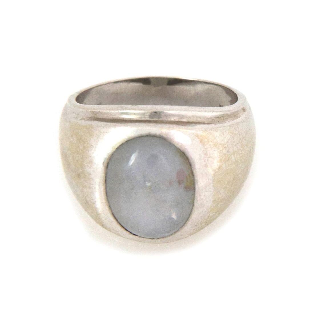 Vintage 14k White Gold Star Sapphire Ring Size 9: Vintage 14k White Gold Star Sapphire Ring Size 9 Discover a stunning vintage star sapphire ring, expertly crafted from 14k white gold with a polished finish. This elegant piece features a flush set ov