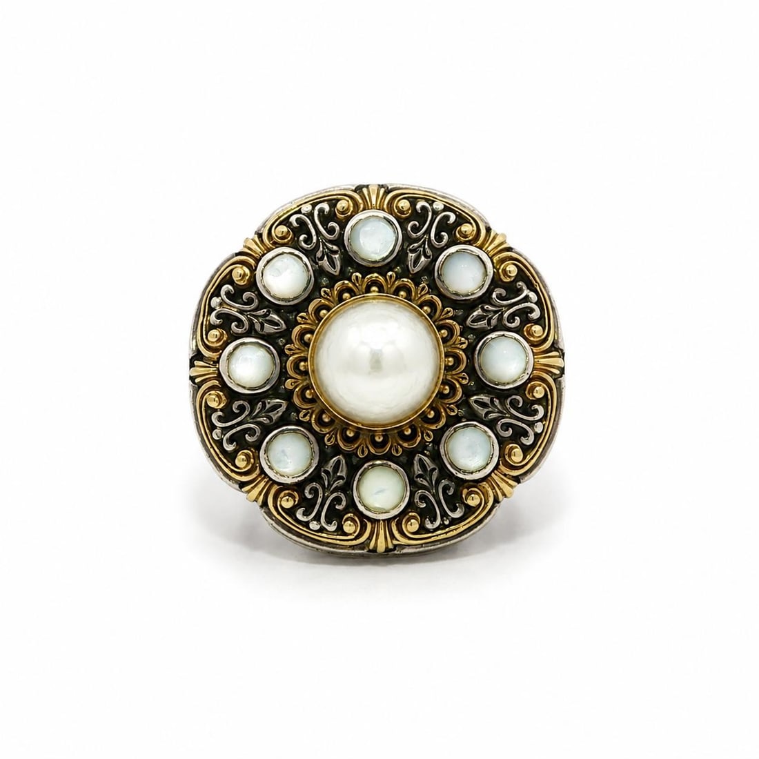 Konstantino Fleur De Lis Cocktail Ring Sterling Silver 18k Gold Pearl MOP 6.5: Konstantino Fleur De Lis Cocktail Ring Sterling Silver 18k Gold Pearl MOP 6.5 This Konstantino cocktail ring features a round genuine cultured mabe pearl accented by eight round mother of pearl stones