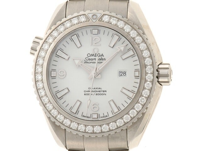 OMEGA 232.15.38.20.04.001 Seamaster Planet Ocean D-Bezel men's wristwatch: OMEGA 232.15.38.20.04.001 Seamaster Planet Ocean D-Bezel men's wristwatch Pre-owned OMEGA Seamaster Planet Ocean D Bezel men's wristwatch with a stainless steel case and white dial. This Swiss-made wa