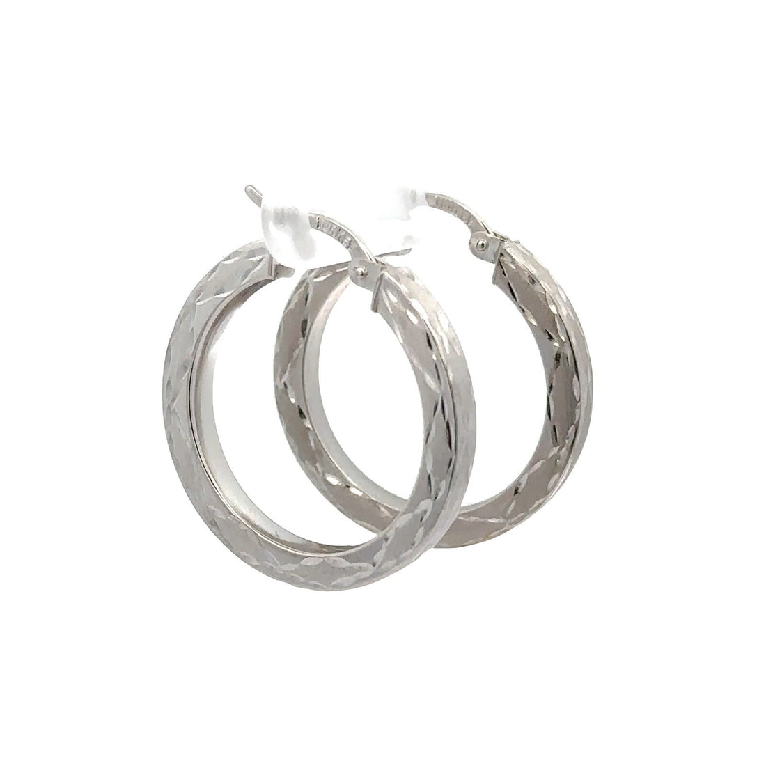 14K White Gold 26mm Boxy Hoop Earrings with Diamond Cut Engraving: 14K White Gold 26mm Boxy Hoop Earrings with Diamond Cut Engraving Showcase elegance with these stunning 14K White Gold Boxy Style Hoop Earrings. Featuring a distinctive etched engraved diamond cut, th