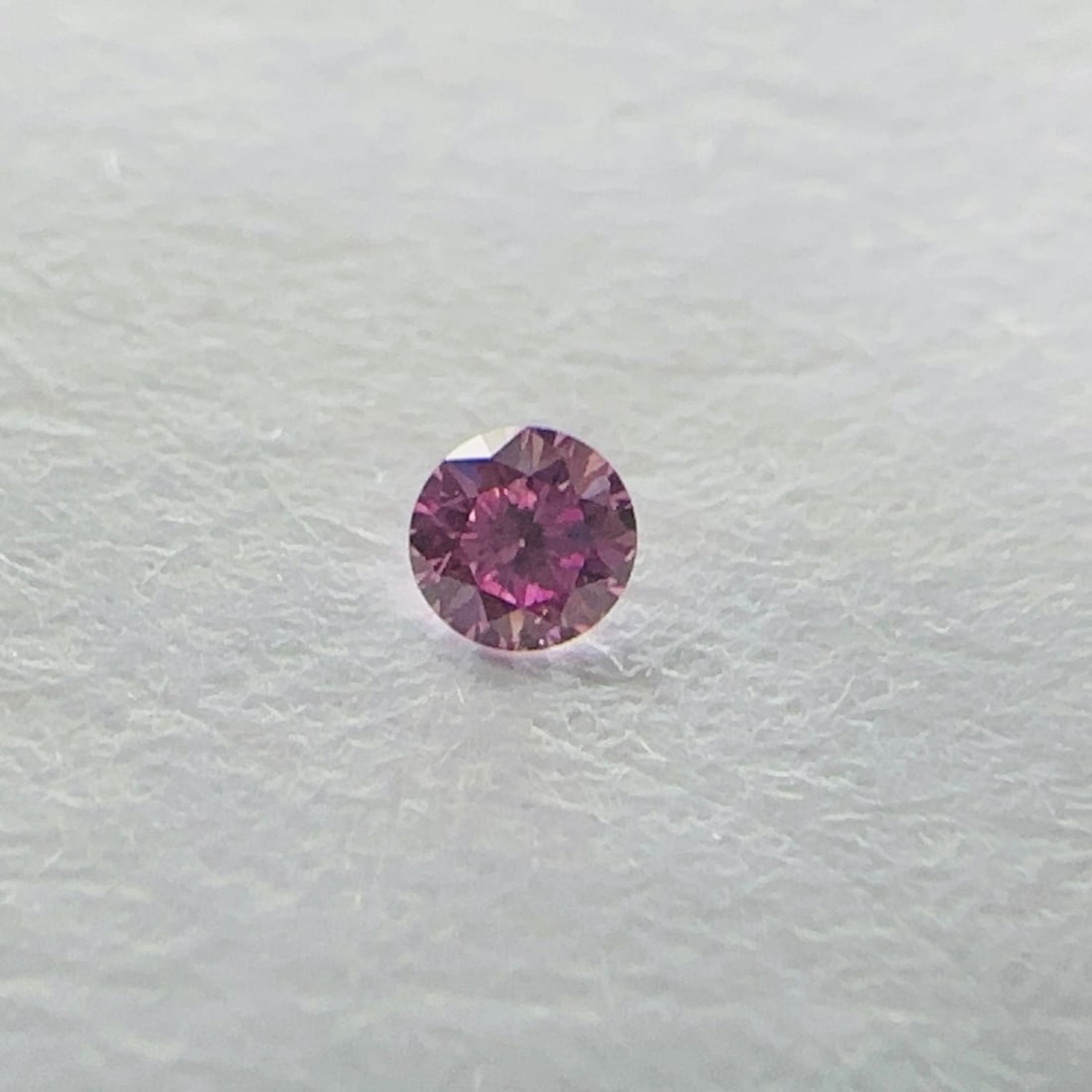 Loose Diamond - ROUND 0.08ct Fancy Vivid Purplish Pink (1 of 1)