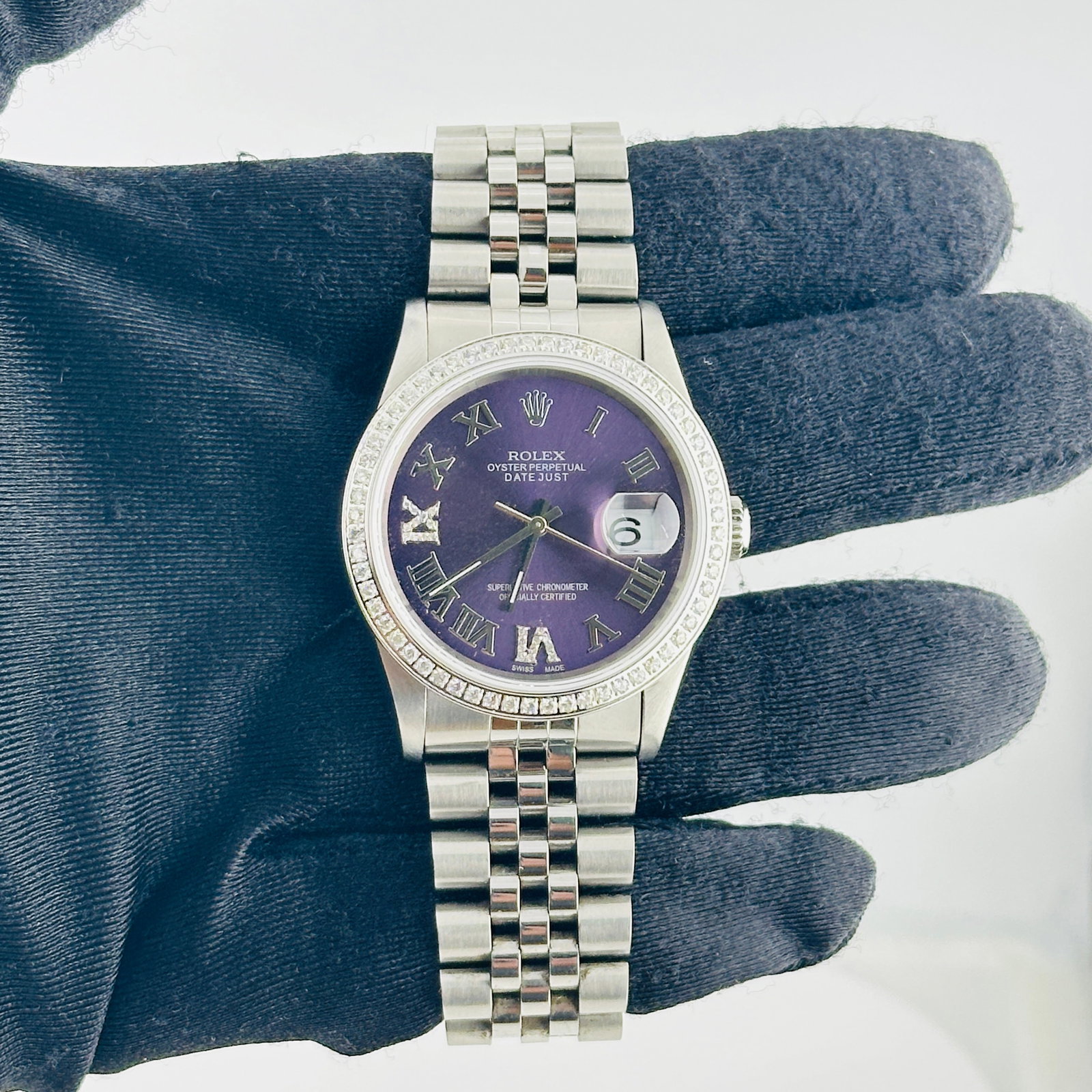 Rolex Datejust 16200 Mens Watch Purple Diamond Dial D Link Jubilee: Rolex Datejust 16200 Mens Watch Purple Diamond Dial D Link Jubilee Rolex Datejust men's watch, reference 16200, with an Aftermarket purple Roman dial featuring diamond accents at 6 and 9, a pave diamo