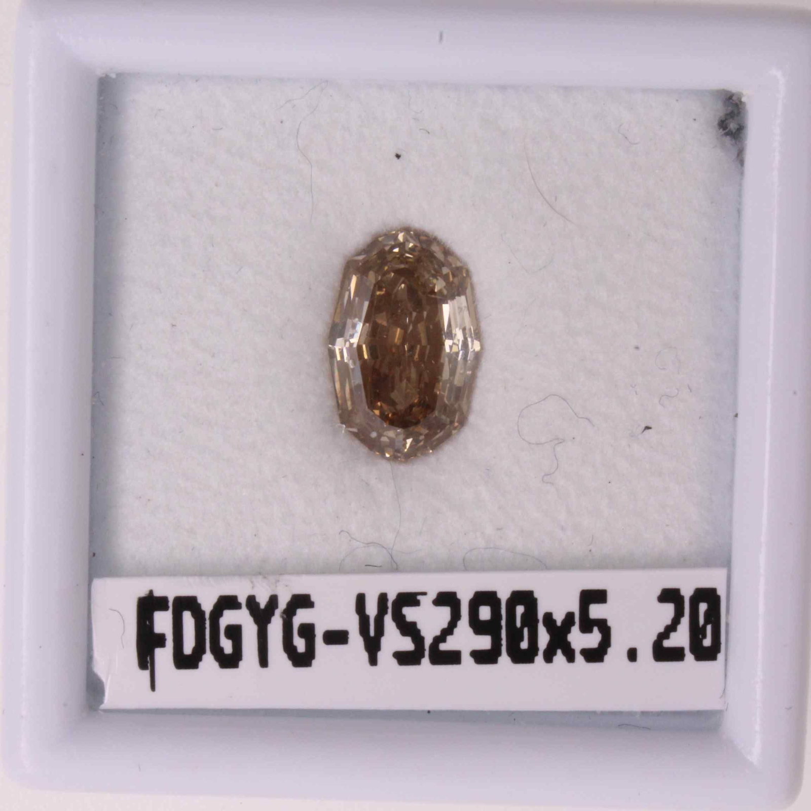 Loose Diamond - OVAL 1.13ct Brown VS2: Loose Diamond - OVAL 1.13ct Brown VS2 Source: Natural Shape: OVAL Carats: 1.13 Color: Brown Certification: NONE The Diamond Depot Guarantee: All items in this auction are guaranteed to be 100% authent