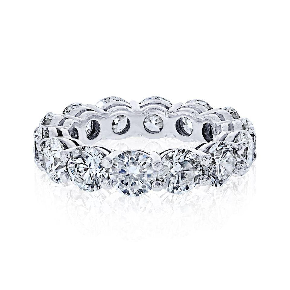 Shared Prong Platinum Band with 7.09ct Round Diamonds Size 6: Shared Prong Platinum Band with 7.09ct Round Diamonds Size 6 This platinum wedding band features 14 round brilliant cut diamonds with a total weight of approximately 7.09 carats. The diamonds are in t
