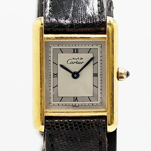Cartier Must Tank SM 66001 27340 Ladies Quartz Wristwatch SV925 Silver Dial: Cartier Must Tank SM 66001 27340 Ladies Quartz Wristwatch SV925 Silver Dial Pre-owned Cartier Must Tank SM ladies wristwatch with a silver dial and Roman numeral hour markers. This quartz watch is mad