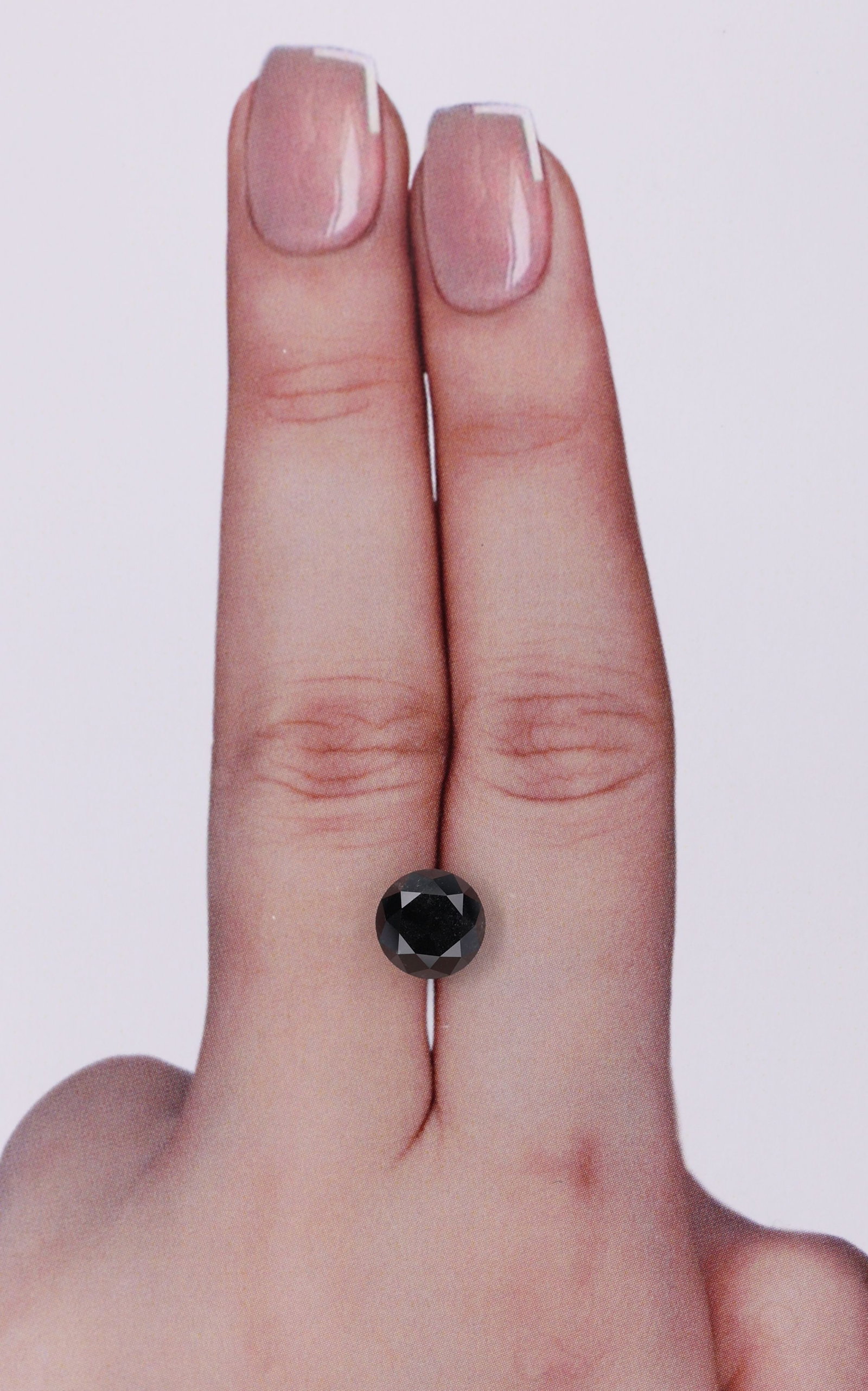 Loose Diamond - ROUND 1.94ct Fancy Black VVS2: Loose Diamond - ROUND 1.94ct Fancy Black VVS2 Source: Natural Shape: ROUND Carats: 1.94 Color: Fancy Black Certification: GIA Video: