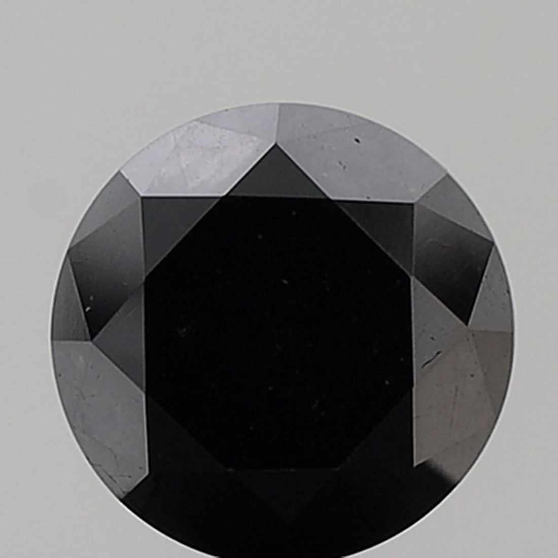 Loose Diamond - ROUND 2.57ct Black VS1: Loose Diamond - ROUND 2.57ct Black VS1 Source: Natural Shape: ROUND Carats: 2.57 Color: Black Certification: NONE Video: