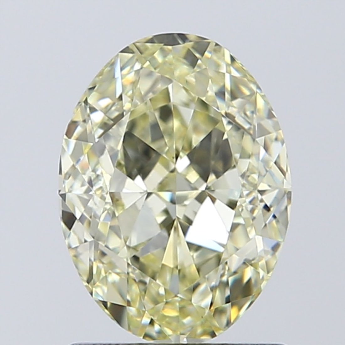 Loose Diamond - OVAL 1.36ct Yellow VVS2: Loose Diamond - OVAL 1.36ct Yellow VVS2 Source: Natural Shape: OVAL Carats: 1.36 Color: Yellow Certification: GIA Video: