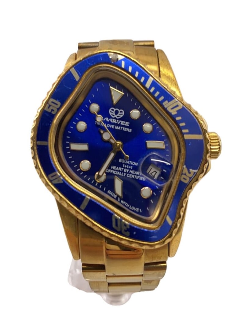 LAARVEE PEA001 mens wristwatch gold and blue: LAARVEE PEA001 mens wristwatch gold and blue Pre-owned LAARVEE PEA001 men's wristwatch in gold x blue. This watch is made in Japan and features a pre-owned condition rating of C. Specifications Brand: