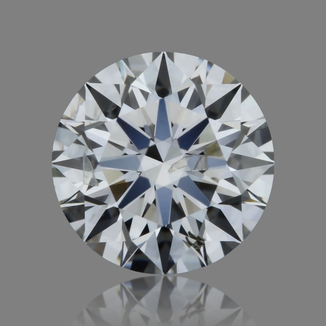 Loose Diamond - ROUND 0.56ct G SI2: Loose Diamond - ROUND 0.56ct G SI2 Source: Natural Shape: ROUND Carats: 0.56 Color: G Clarity: SI2 Certification: GIA The Diamond Depot Guarantee: All items in this auction are guaranteed to be 100% a