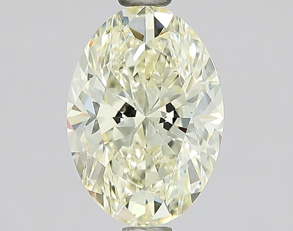 Loose Diamond - OVAL 1.5ct J VS2: Loose Diamond - OVAL 1.5ct J VS2 Source: Natural Shape: OVAL Carats: 1.5 Color: J Clarity: VS2 Certification: GIA Video: