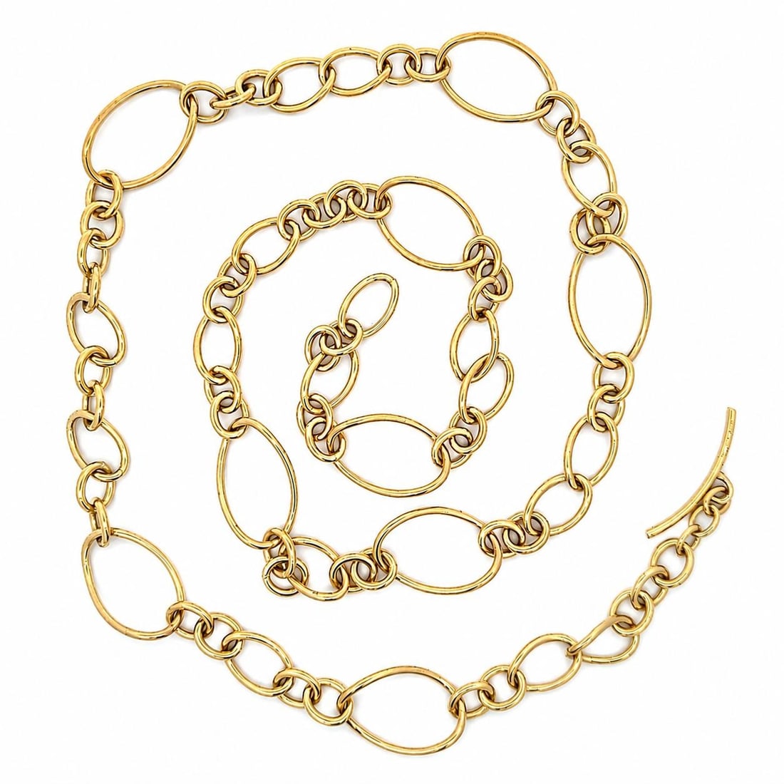 Faraone 18k Yellow Gold 35in Open Link Necklace Toggle Clasp: Faraone 18k Yellow Gold 35in Open Link Necklace Toggle Clasp Faraone Mennella long open link necklace crafted in solid 18k yellow gold with a toggle clasp. This women's chain necklace features large o