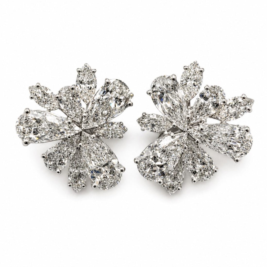 Platinum Diamond Cluster Earrings 23.00 Ct 1 Inch Drop (1 of 4)