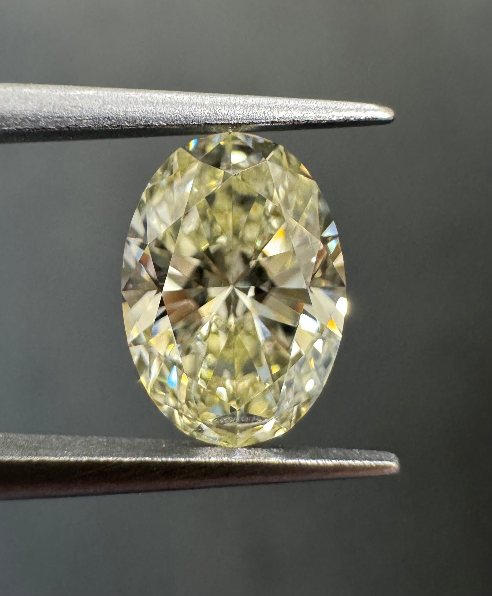 Loose Diamond - OVAL 1.02ct U-V VS1 (1 of 1)