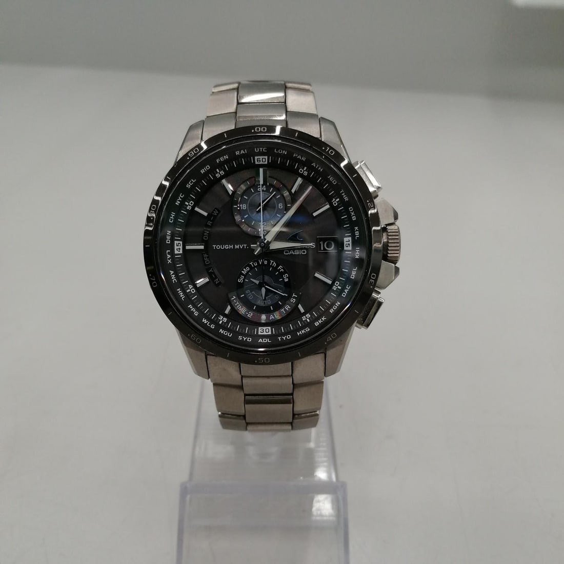 CASIO 0CW-T1010 Oceanus titanium men's solar wristwatch black: CASIO 0CW-T1010 Oceanus titanium men's solar wristwatch black Men's CASIO OCEANUS wristwatch, model 0CW-T1010, made in Japan. It features a titanium case and band, quartz movement, sapphire glass, and