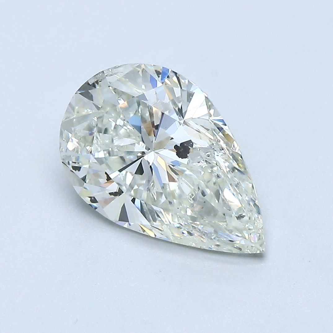 Loose Diamond - PEAR 2.29ct I I2: Loose Diamond - PEAR 2.29ct I I2 Source: Natural Mined Diamond Shape: PEAR Carats: 2.29 Color: I Clarity: I2 Certification: GIA Condition: Pre-Owned The Diamond Depot Guarantee: All items in this auct