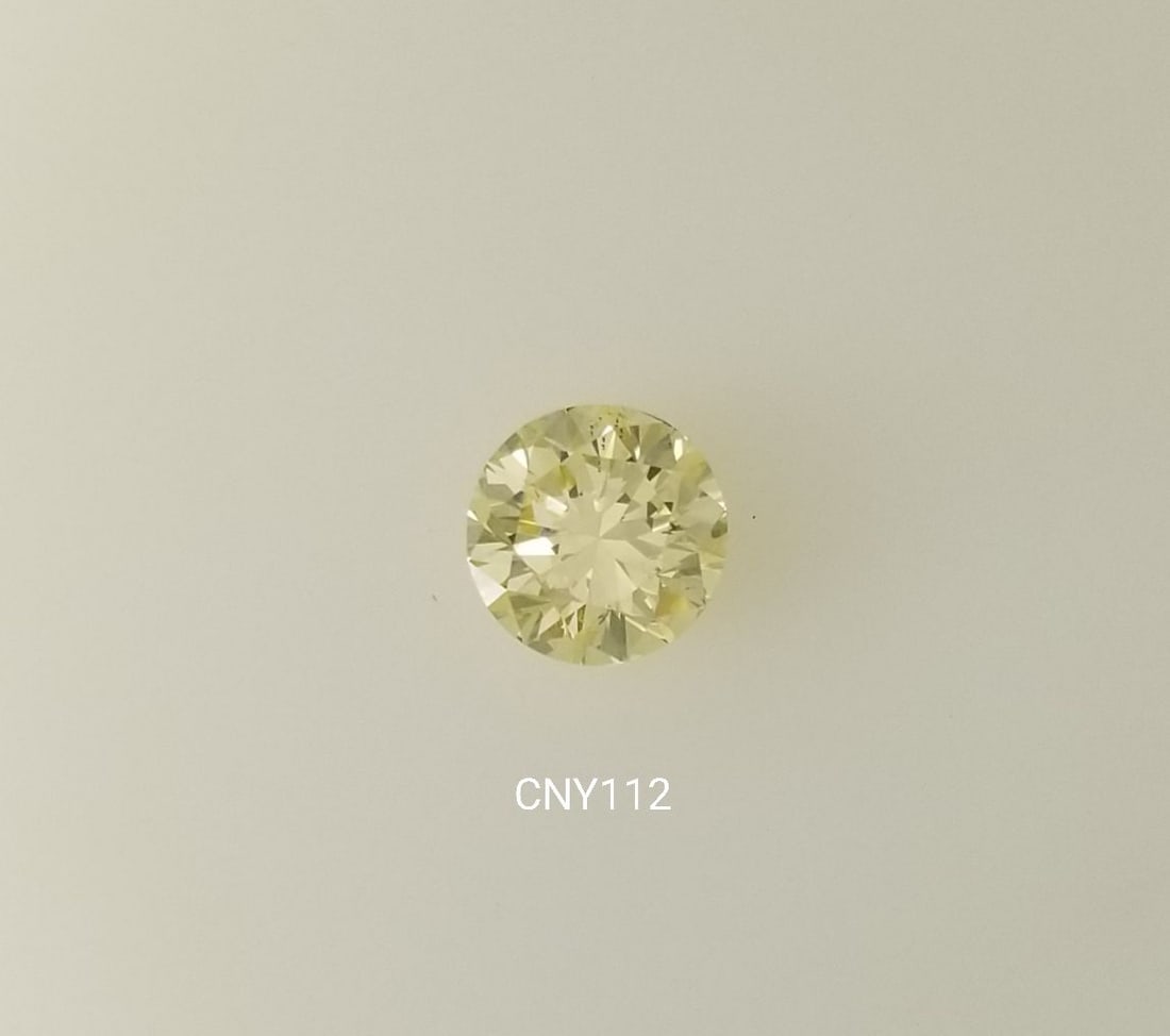 Loose Diamond - ROUND 1.11ct Fancy Yellow SI1: Loose Diamond - ROUND 1.11ct Fancy Yellow SI1 Source: Natural Shape: ROUND Carats: 1.11 Color: Fancy Yellow Certification: GIA The Diamond Depot Guarantee: All items in this auction are guaranteed to 