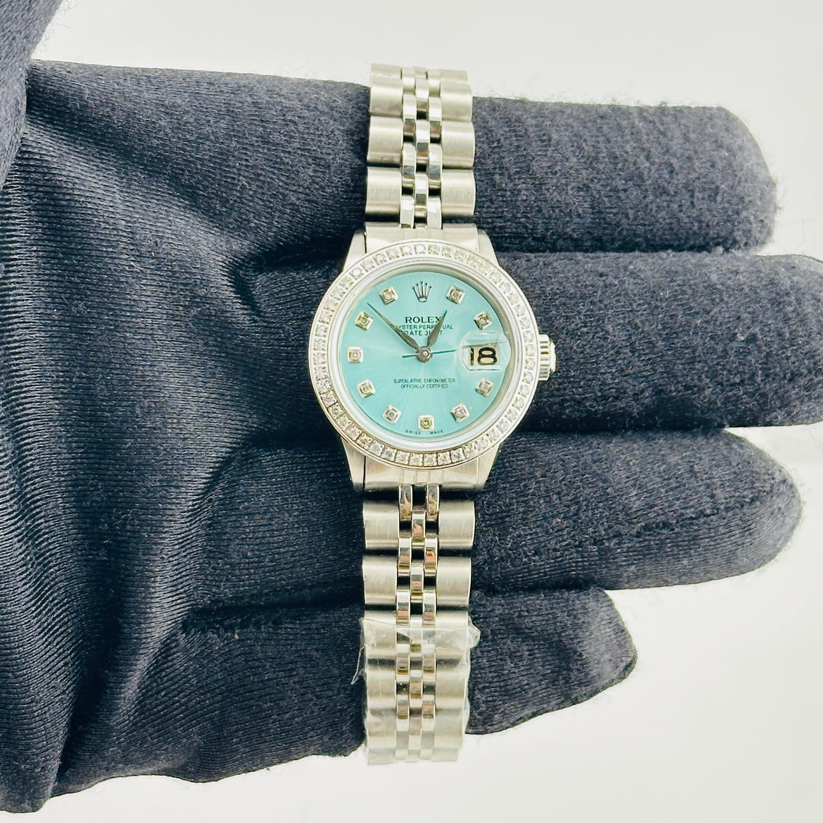 Rolex Datejust Ladies Watch Ref. 6517 aftermarket Brown Diamond Dial: Rolex Datejust Ladies Watch Ref. 6517 aftermarket Brown Diamond Dial Ladies Rolex Datejust reference 6517 featuring an Aftermarket brown diamond dial, pave diamond bezel, and Aftermarket Jubilee brace