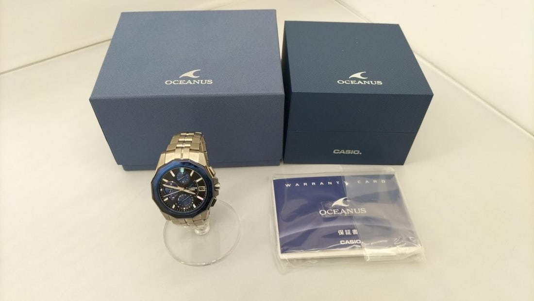 CASIO OCW-S6000-1AJF OCEANUS Manta mens wristwatch with box manual: CASIO OCW-S6000-1AJF OCEANUS Manta mens wristwatch with box manual Pre-owned Casio Oceanus Manta men's wristwatch, model OCW-S6000-1AJF. This radio solar watch is made in Japan and comes with its box,