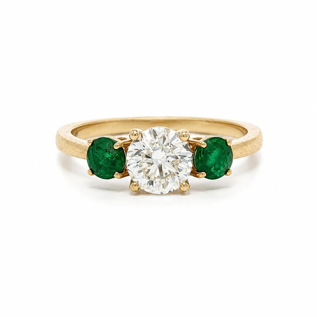 Unbranded 18K Yellow Gold Diamond Emerald 3 Stone Ring GIA 1.31ctw: Unbranded 18K Yellow Gold Diamond Emerald 3 Stone Ring GIA 1.31ctw 18k yellow gold cocktail ring featuring a three-stone design with a natural round brilliant cut diamond center and two natural round 